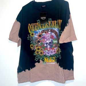 BoohooMAN/ Oversized Man Floral Tie Dye T-shirt.          Size M